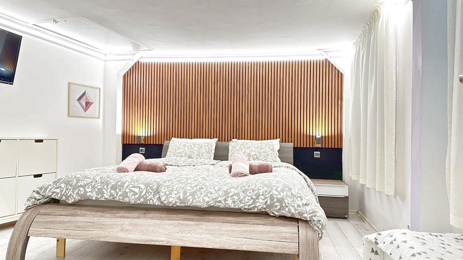 Yes, Yes! Lovely Apartment Good Amenities Budapest Center Exteriör bild